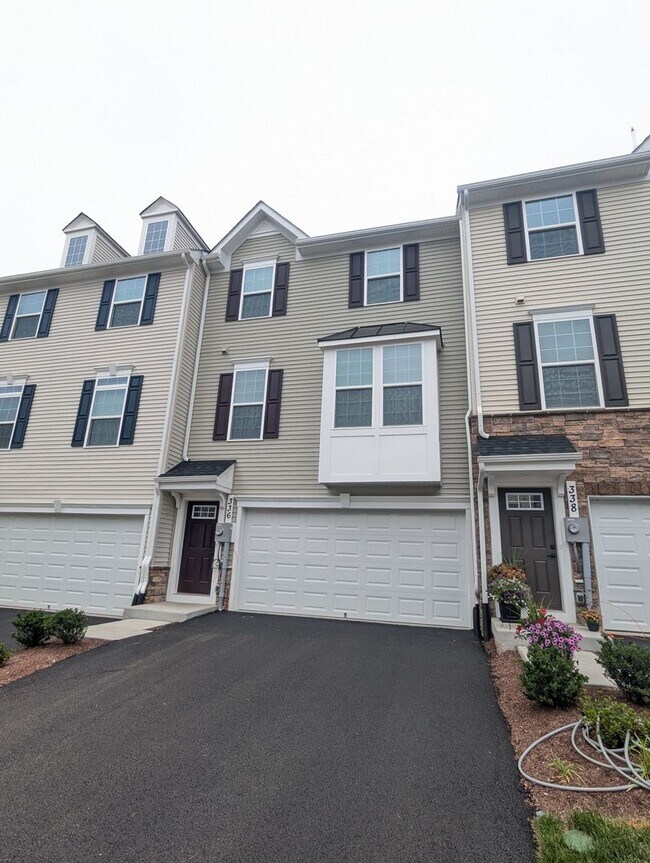 Primary Photo - New Build (never lived in) townhouse avail...