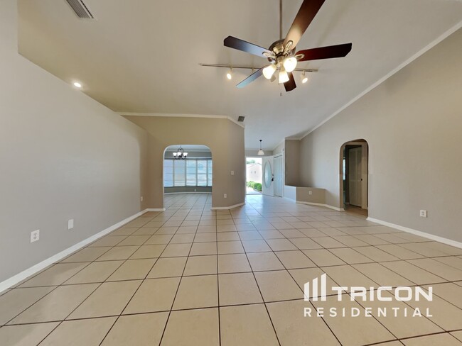 Building Photo - 492 Rio De Janeiro Ave