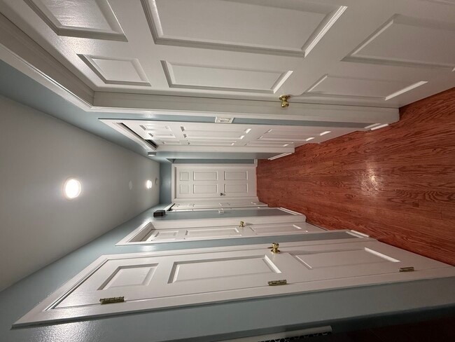 Building Photo - 5140 W 87th St