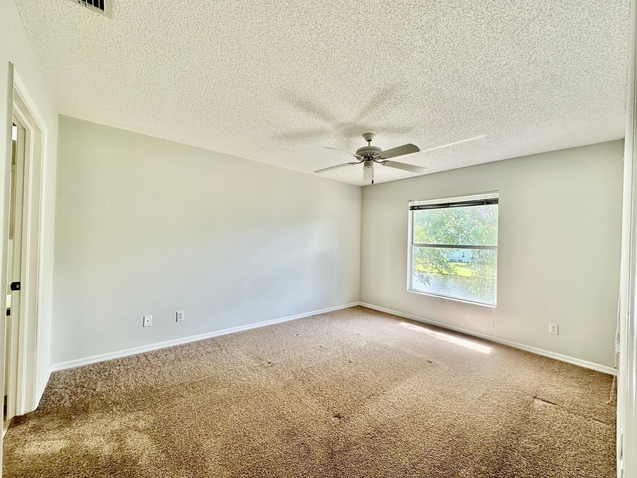Building Photo - 137 Wading Bird Cir