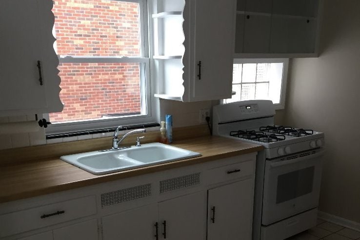 Fully Equiped Kichen - 92 Greencrest Ter