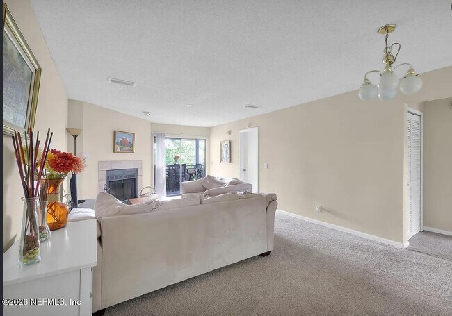 Building Photo - 5615 San Juan Ave