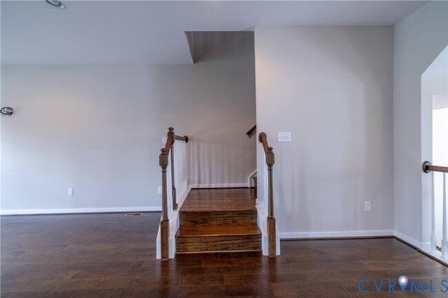Building Photo - 11443 Hayloft Ln
