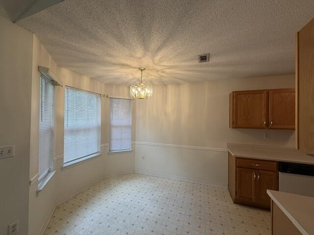 Building Photo - 2867 Shoffner Ave