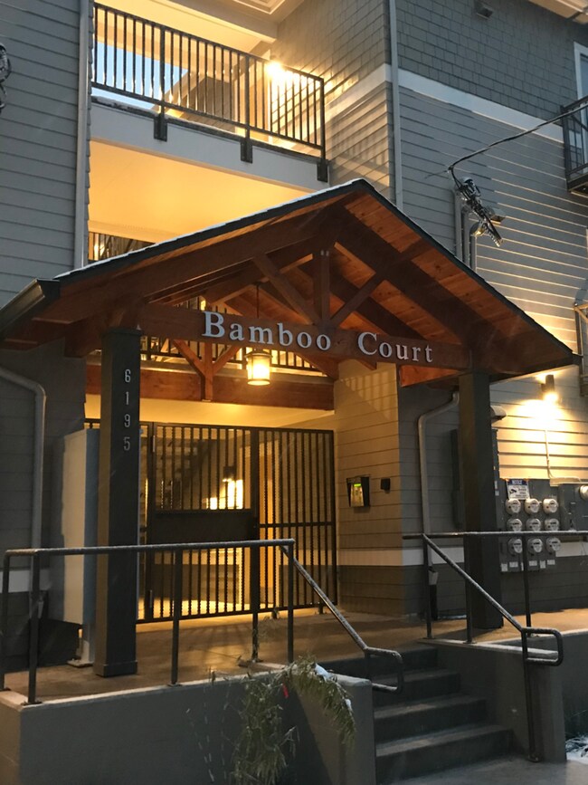 Interior Photo - minne01