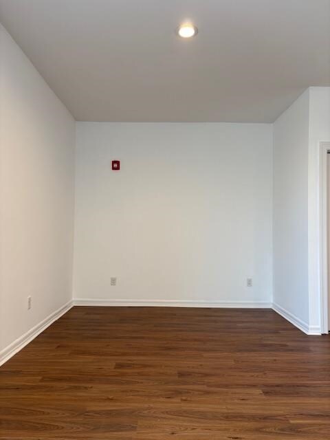 Building Photo - 525 BROADWAY