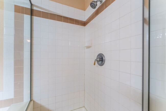 Building Photo - Beautiful, upgraded 2 story townhouse unit...