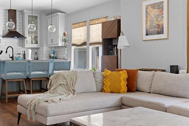 Building Photo - 407 S Marlborough Ave