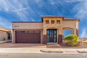 Building Photo - 12800 Cozy Cove Ave