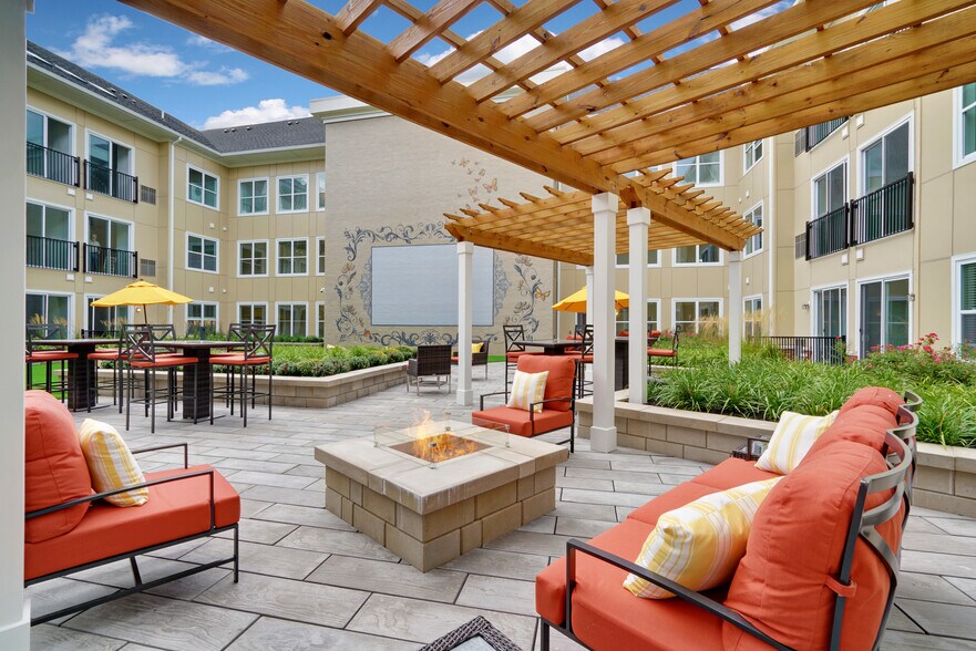 The Grande at Metropark 3 Ronson Rd Iselin NJ 08830 Apartment Finder