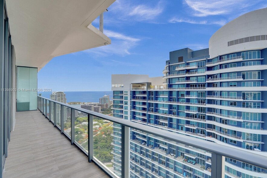 Building Photo - 1300 S Miami Ave