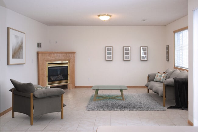 Building Photo - 433 15th Ave