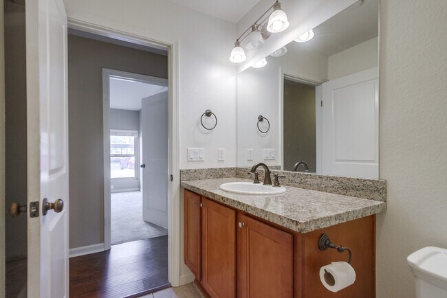 Building Photo - 1350 N Escondido Blvd