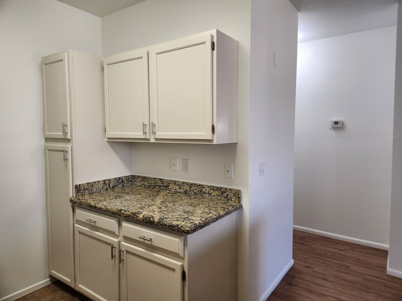 Building Photo - 7009 E Acoma Dr