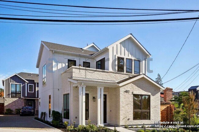 Primary Photo - 1028 Brown Ave