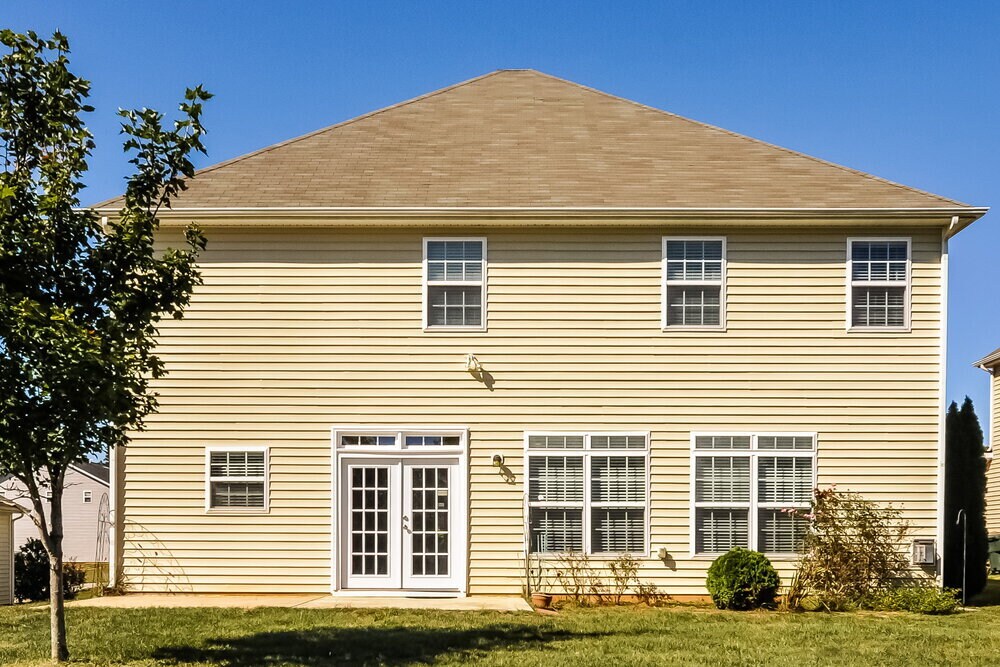 Building Photo - 183 Killington Dr