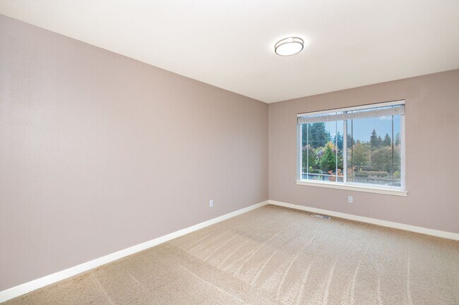 Building Photo - Beautiful Craftsman home available for ren...
