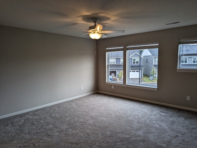 Building Photo - 14504 Twin Lakes Cir