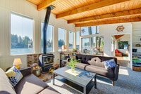 Building Photo - 50 E Treasure Island Dr