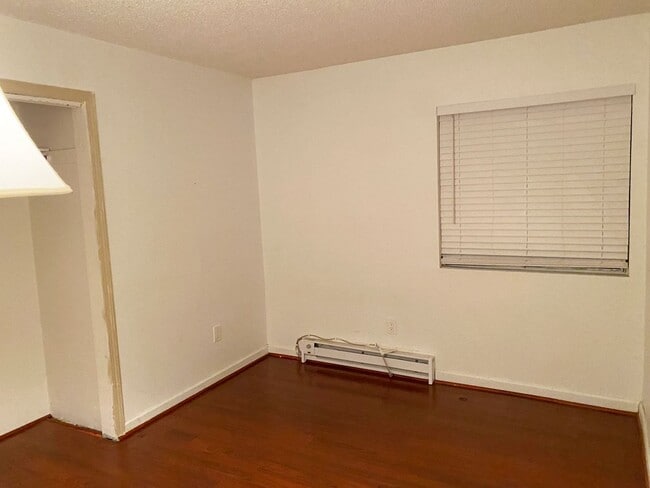 Building Photo - 2 BR, 2 Bath Condo on Tripp Dr in Reno.