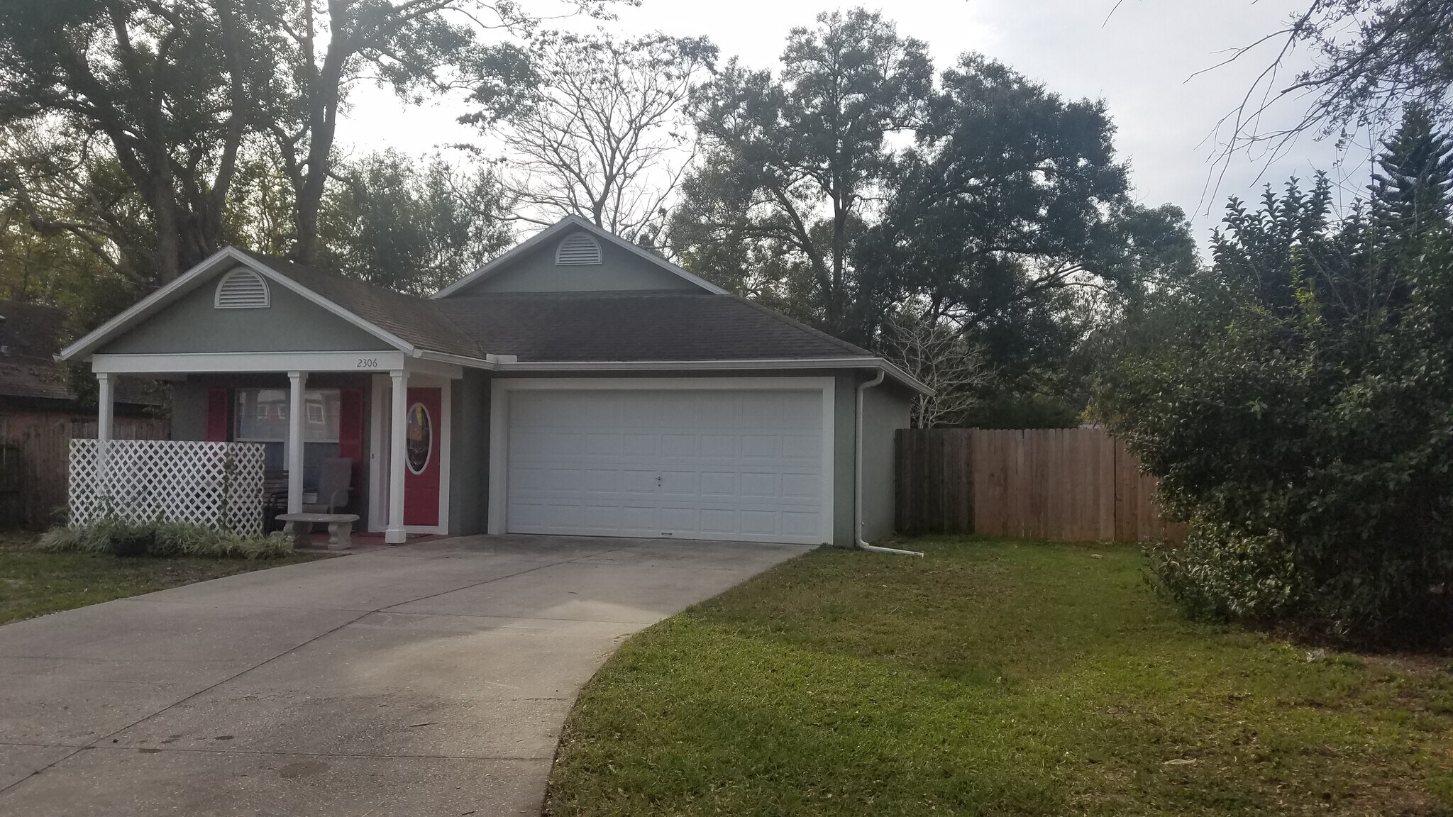 Building Photo - 2306 S Bumby Ave