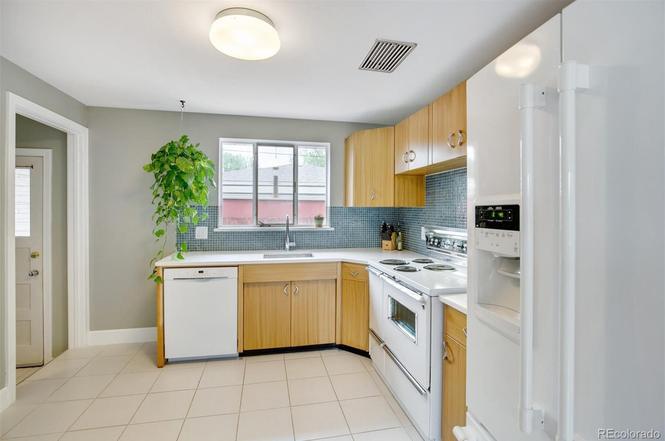 Building Photo - 2205 W Arkansas Ave