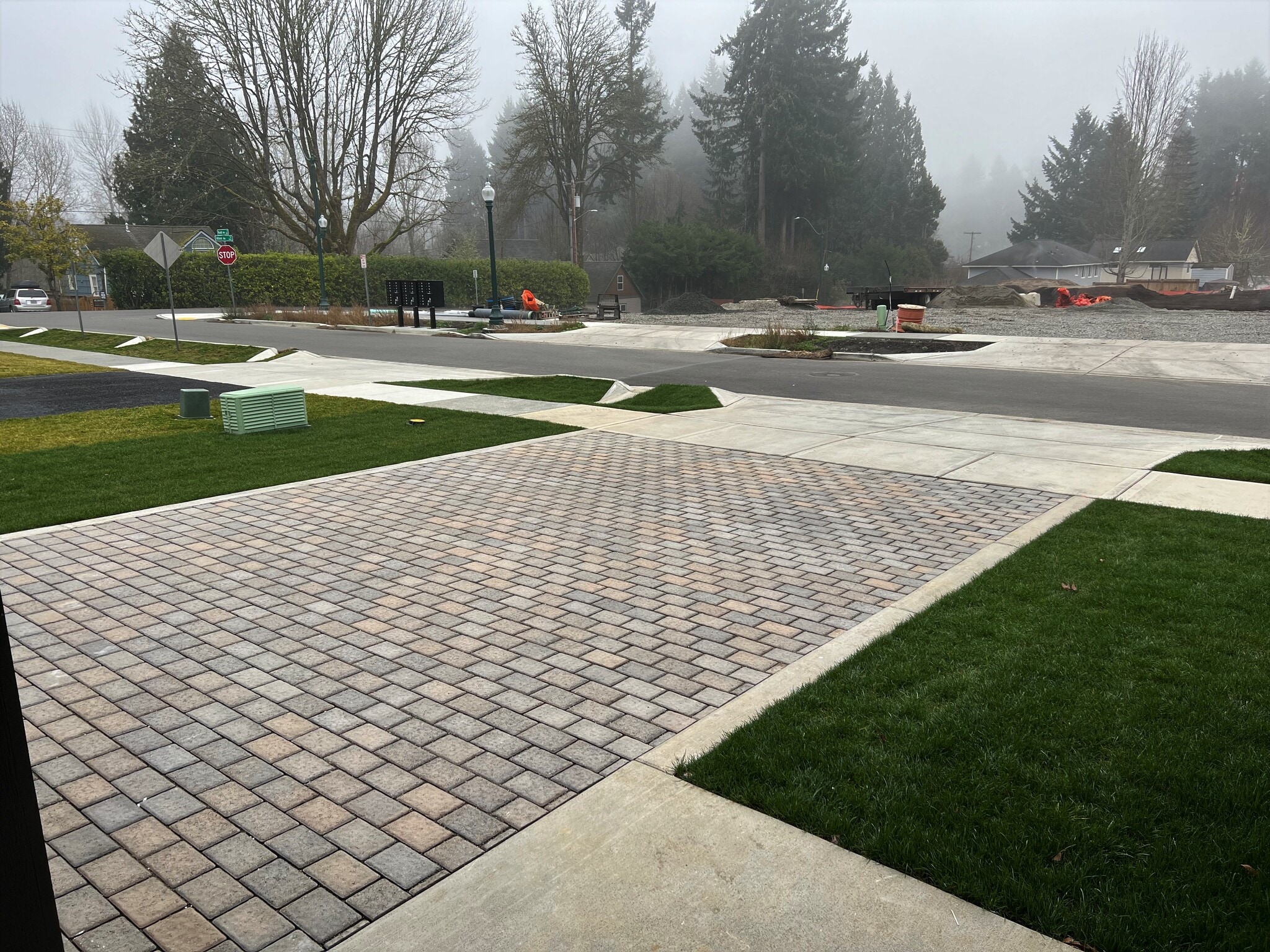 Building Photo - 3002 Roald Ave SE