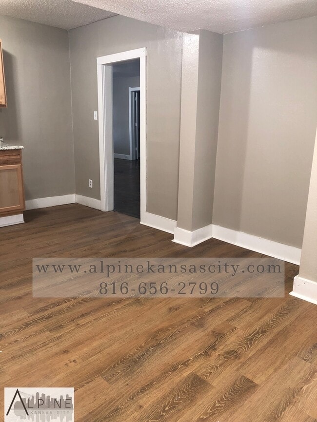 Building Photo - Cute Home in Excelsior Springs