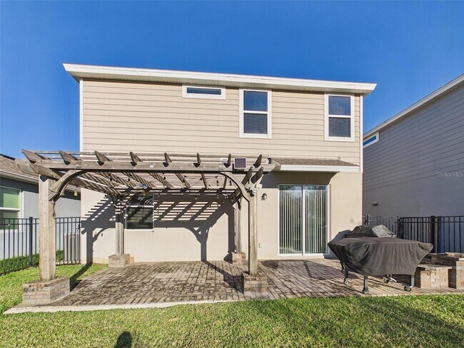 Building Photo - 5164 Chickadee St