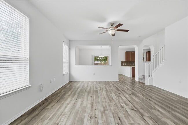 Building Photo - 11200 Drumellan St