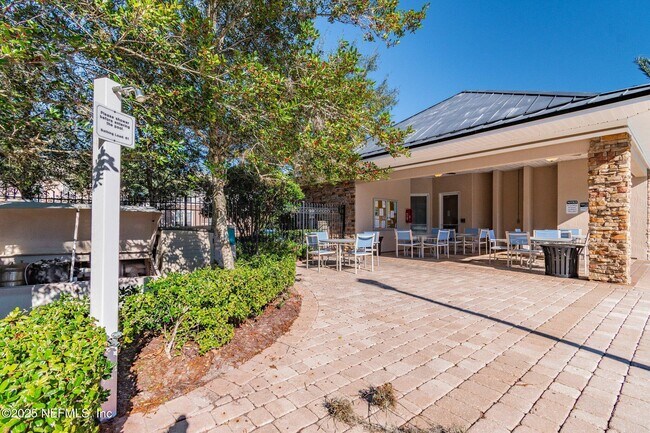 Building Photo - 5831 Parkstone Crossing Dr