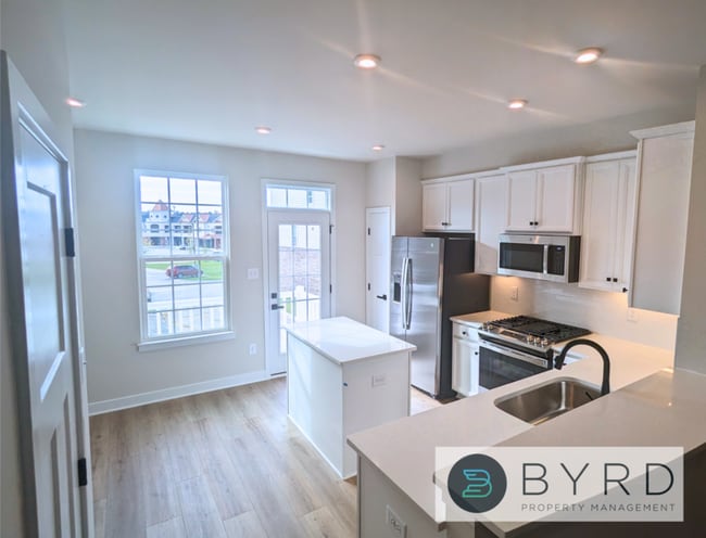 Building Photo - 1113 Ewing Pk Lp