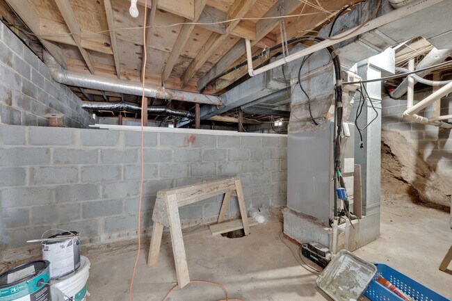 Building Photo - 294 Shades Crest Rd