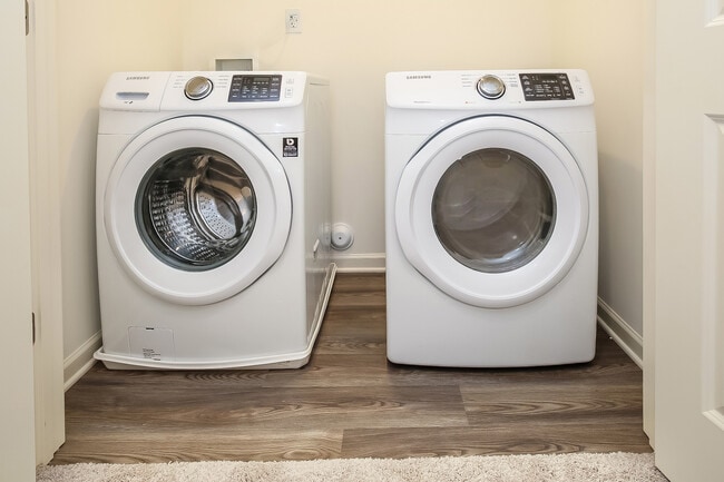 Building Photo - 109 Span Ln