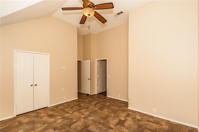 Building Photo - 306 Bardwell Dr