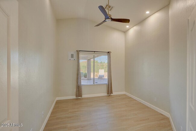Building Photo - 10278 E Tierra Buena Ln
