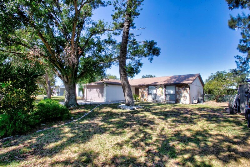 Primary Photo - 6116 38th Ave W