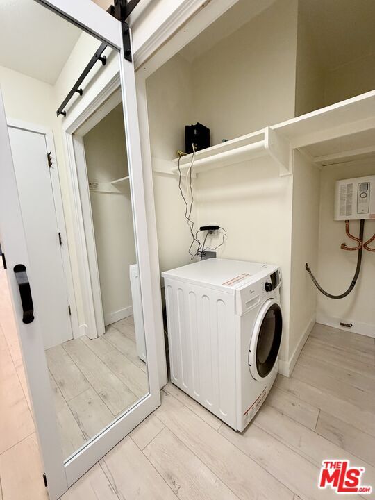 Building Photo - 927 Kings Rd