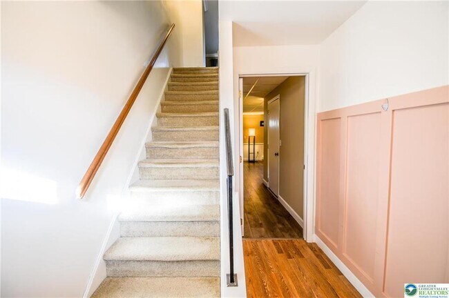 Building Photo - 2505 Madison Ave