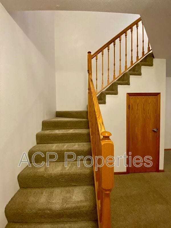 Building Photo - 710 Drayton St