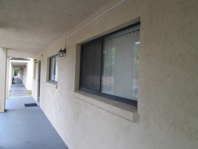 Building Photo - 205 Palmetto Ave