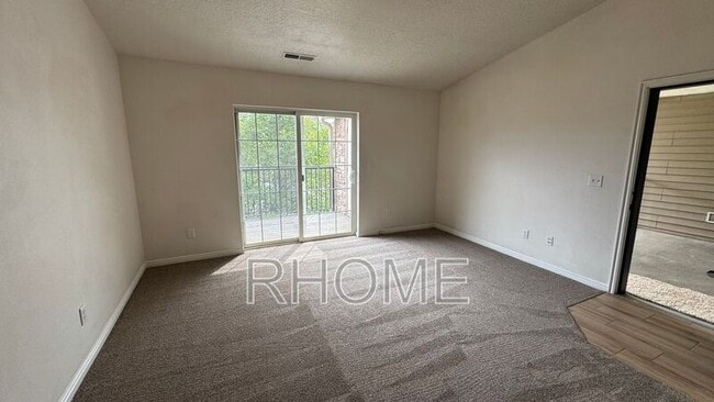 Building Photo - 1656 Westbury Way