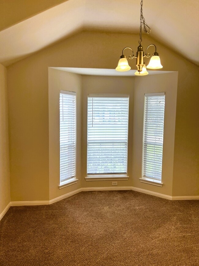 Building Photo - 25123 Ibris Ranch Dr