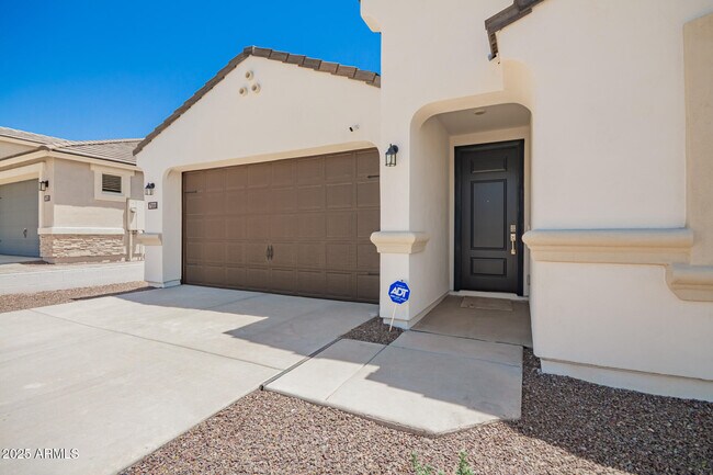 Building Photo - 6777 W Molly Ln
