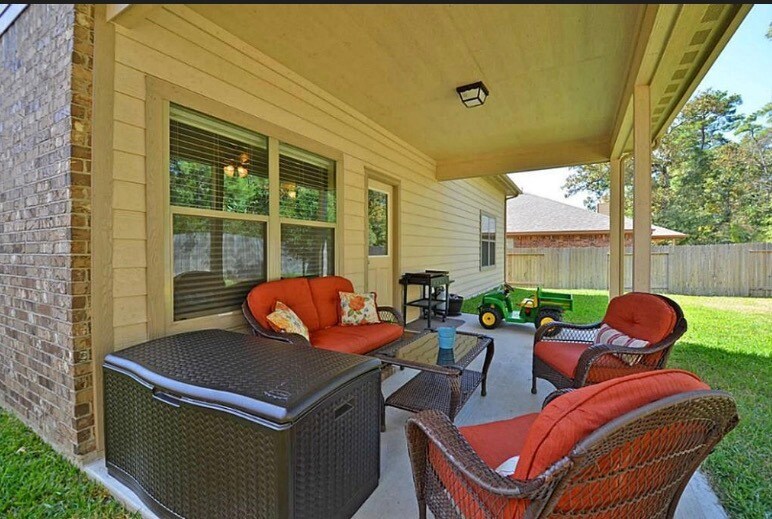 Building Photo - 967 Doire Dr