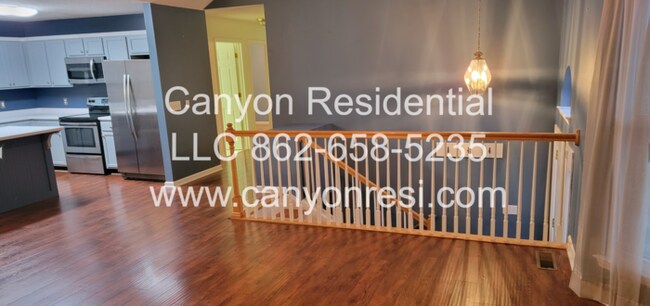 Building Photo - 10077 Baker Boy Dr