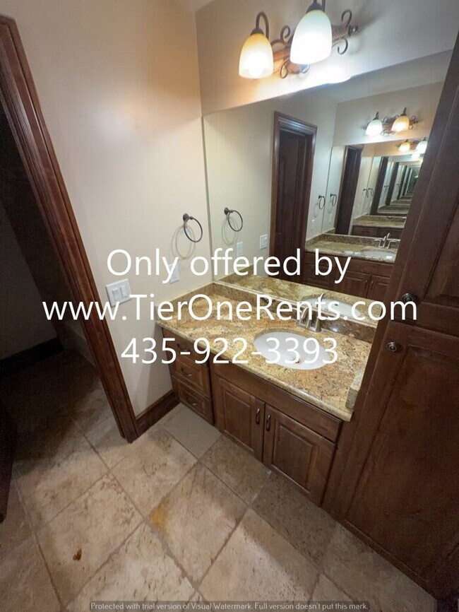 Building Photo - NO DEPOSIT option available for qualified renters!