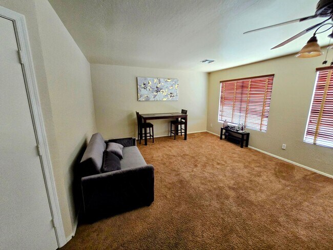 Building Photo - STUNNING 4 Bed, 2.5 Bath Oasis with Pool Your Dream Home Awaits!