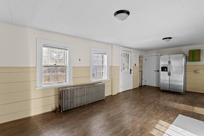 Building Photo - 80 Lafayette Rd