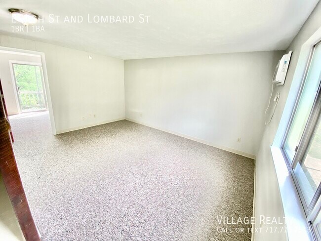 Building Photo - 92 E High St